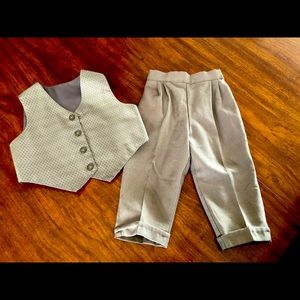 Toddler boys pants/vest set.